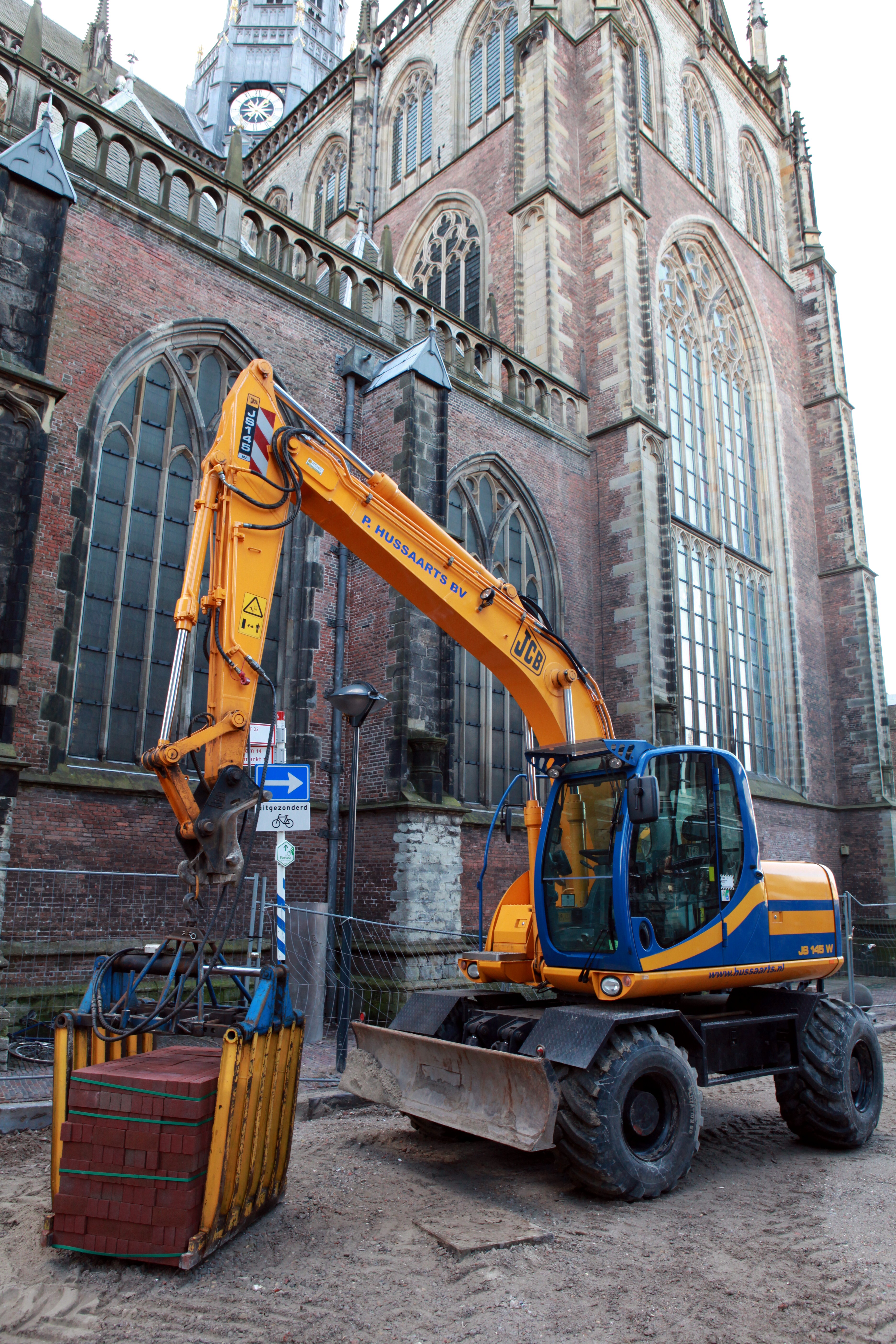 JCB JS200W kerekes kotró